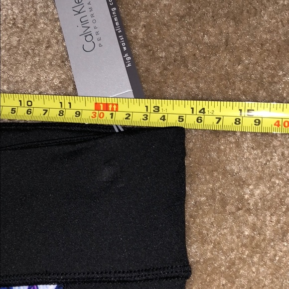 Calvin Klein Performance Wear - Picture 4 of 6